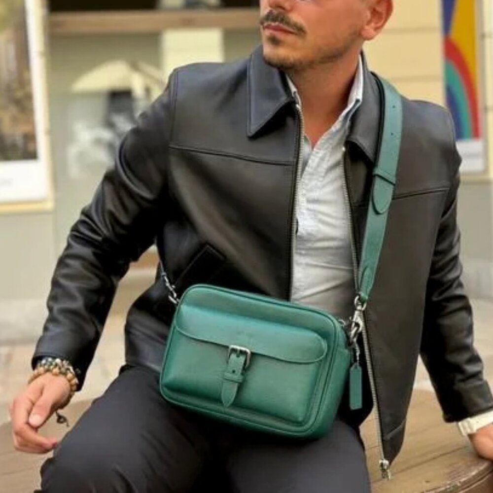 NWT Coach Warner Crossbody - Emerald